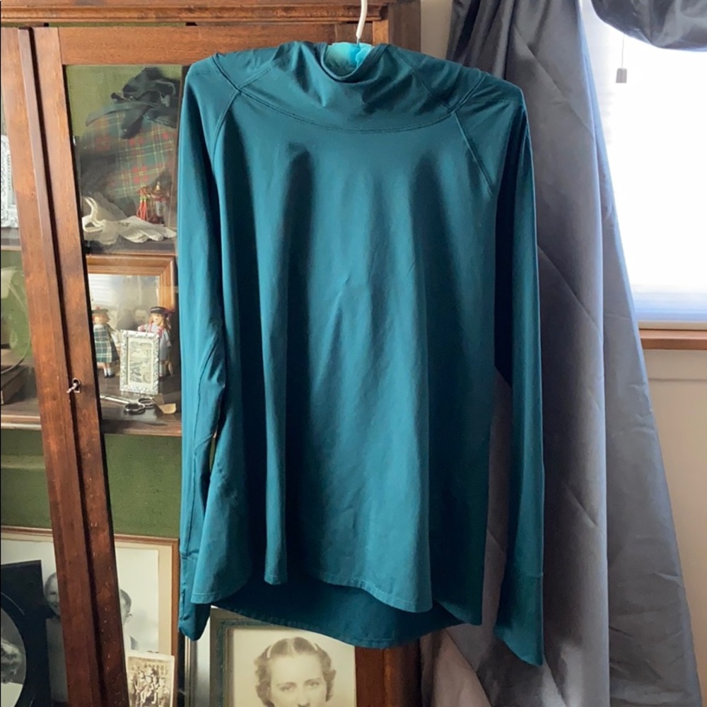 GapFit Green Workout Top with Hood